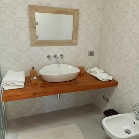 Don Albino House شقة أَجيرولا